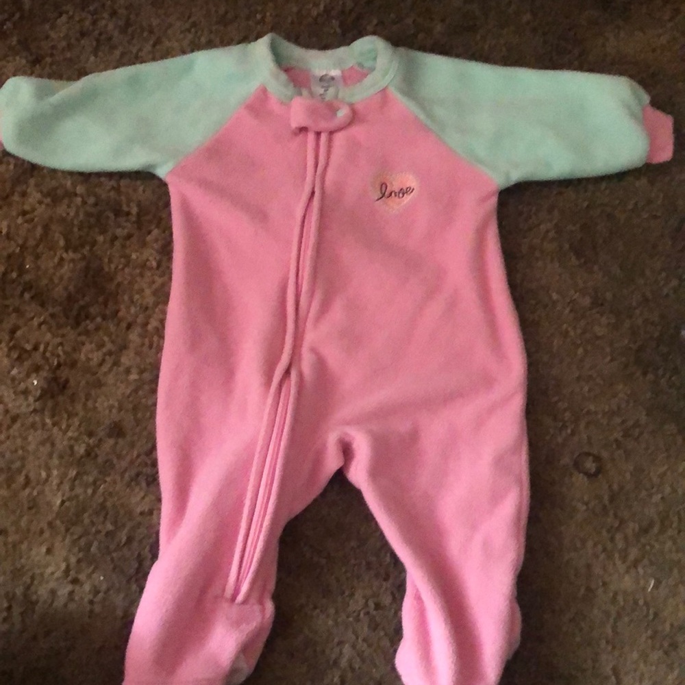 3-6 month gerber onesie for ah baby girl .